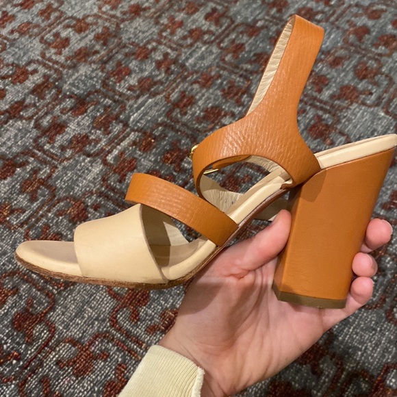 Chloé Leather Heel Sandals in Tan and Cream |size 5.5 - Picture 10 of 15